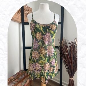 California Dynasty Women's Versatile Dark Floral Slip/Nightie/Lingerie Size S.